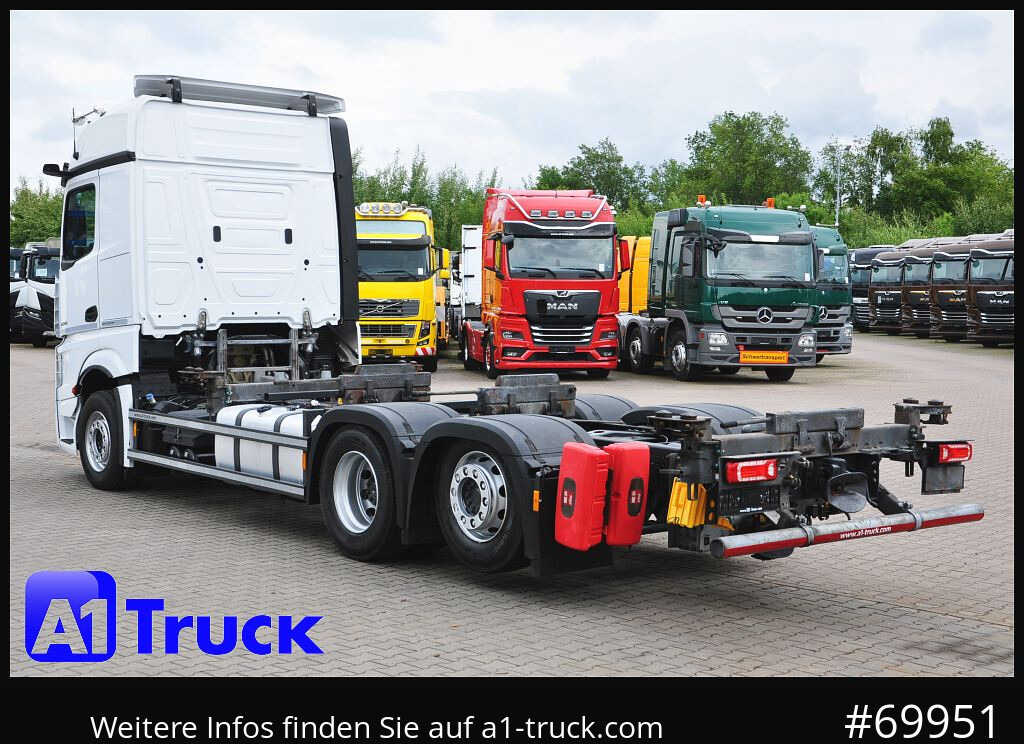 Camión portacontenedore/ Intercambiable MERCEDES-BENZ 2545, Multi BDF, Wechsler, 7.45-7.82, MIDI, LIftachse