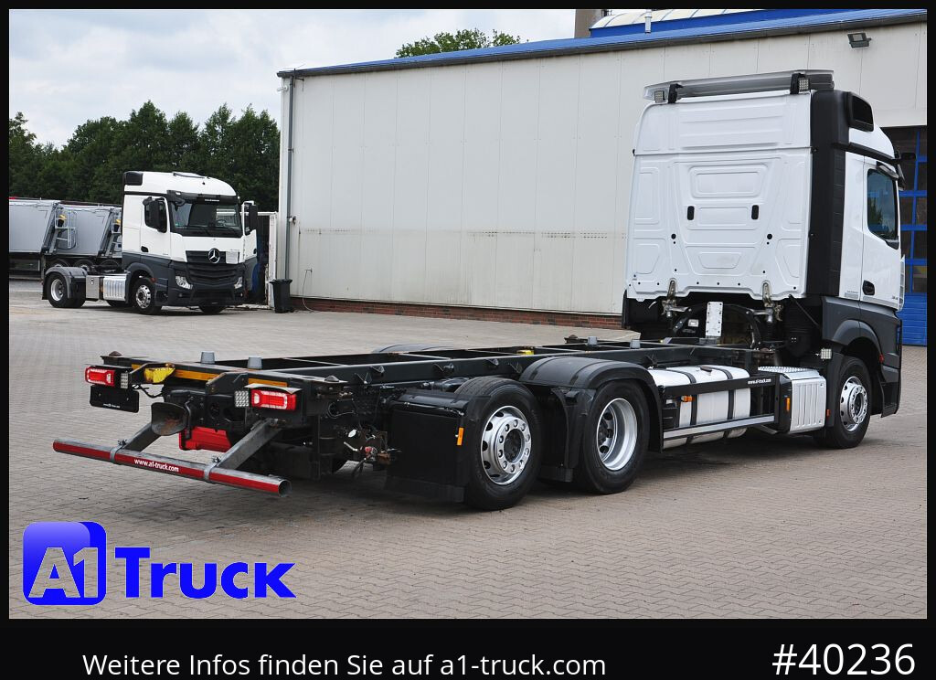 Camión portacontenedore/ Intercambiable MERCEDES-BENZ 2545, Multi BDF, Wechsler, 7.45-7.82, MIDI, Liftachse