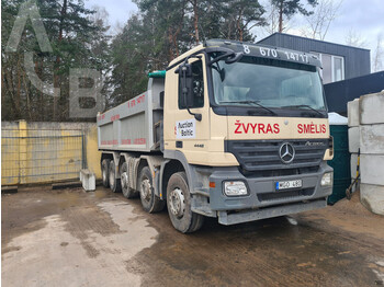 Camión volquete Mercedes-Benz Actros 4448