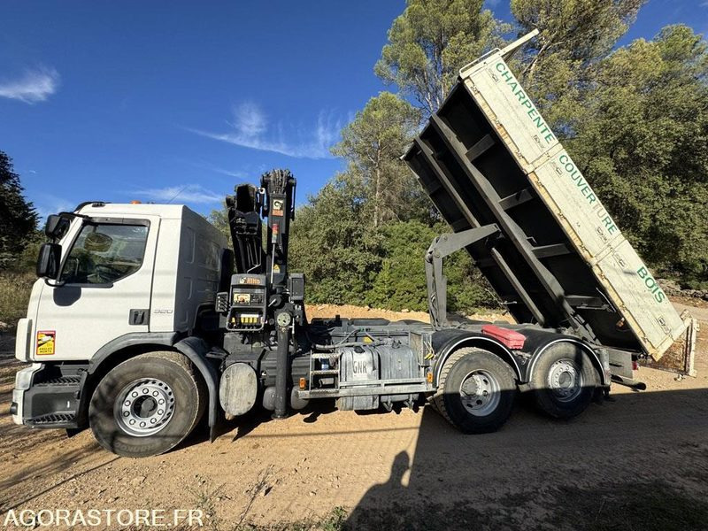 Camión volquete VOLVO 6x2 GRUE HIAB 244-E6 JIB 45X-3 - 2009 - 88 000km