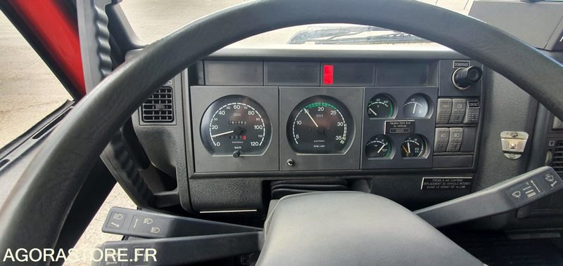 Camión Echelle IVECO - EPSA 25 Camiva - 41 393 km - 2001