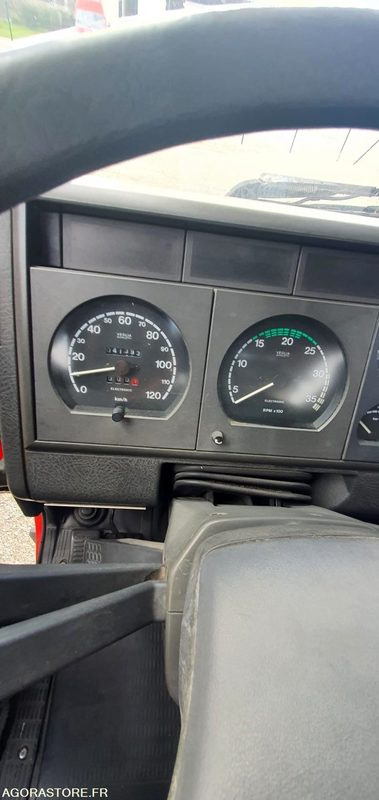 Camión Echelle IVECO - EPSA 25 Camiva - 41 393 km - 2001
