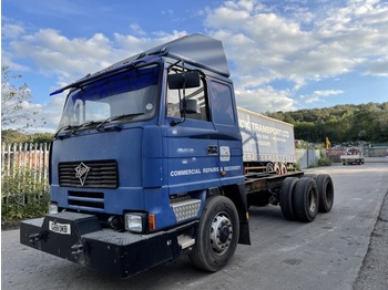 Camión chasis FODEN S10C 6X4 CHASSIS CAB: foto 1