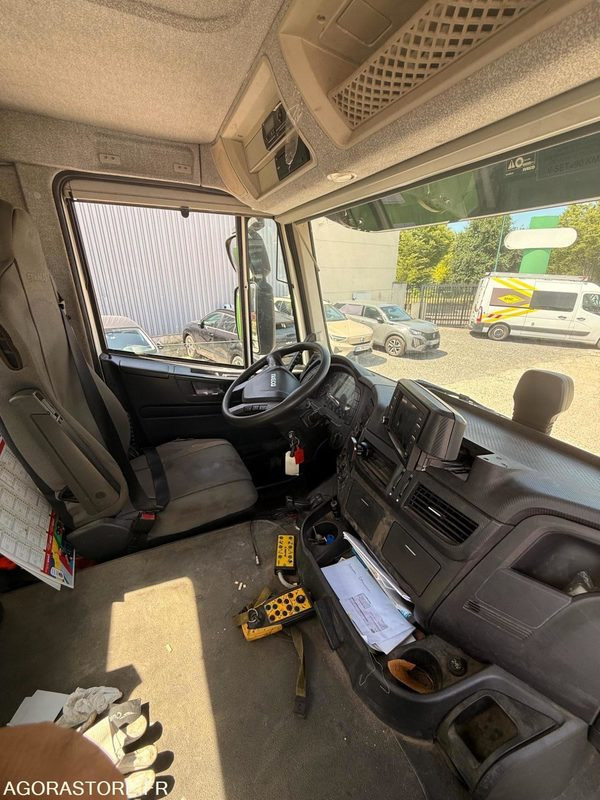 Camión IVECO STRALIS MULTIBENNE 4x2 - 2015 / 60660KM