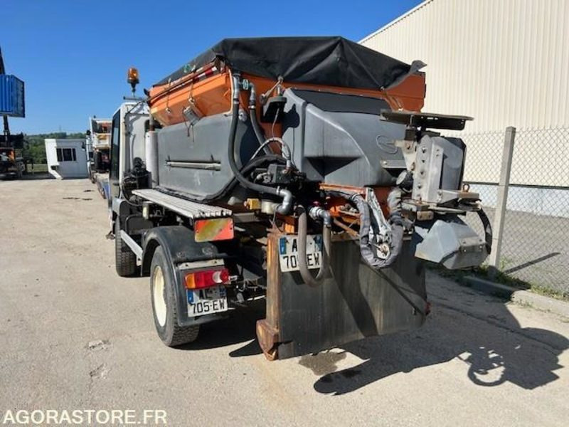 Camión LINDNER UNITRAC 102C AMPLIROLL + LAME + SALEUSE 2008 5050 HEURES