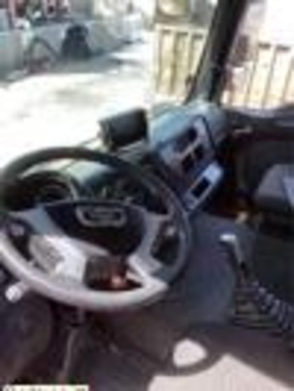 Camión MAN - TGA 33.440 6X4 BB EURO 4 2007 - 483593 km (p2102161)