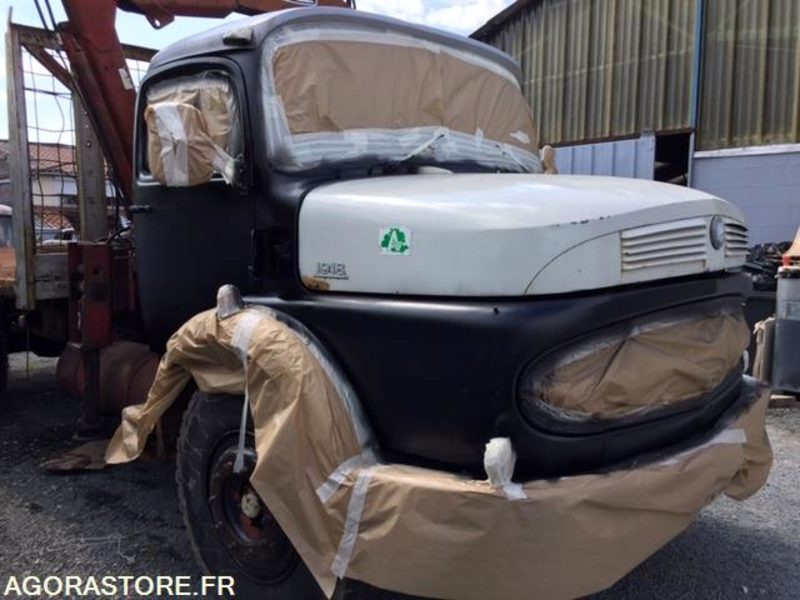 Camión MERCEDES L 1918 PLATEAU GRUE - 128 000km - BON ETAT - NOMBREUX TRAVAUX EFFECTUES