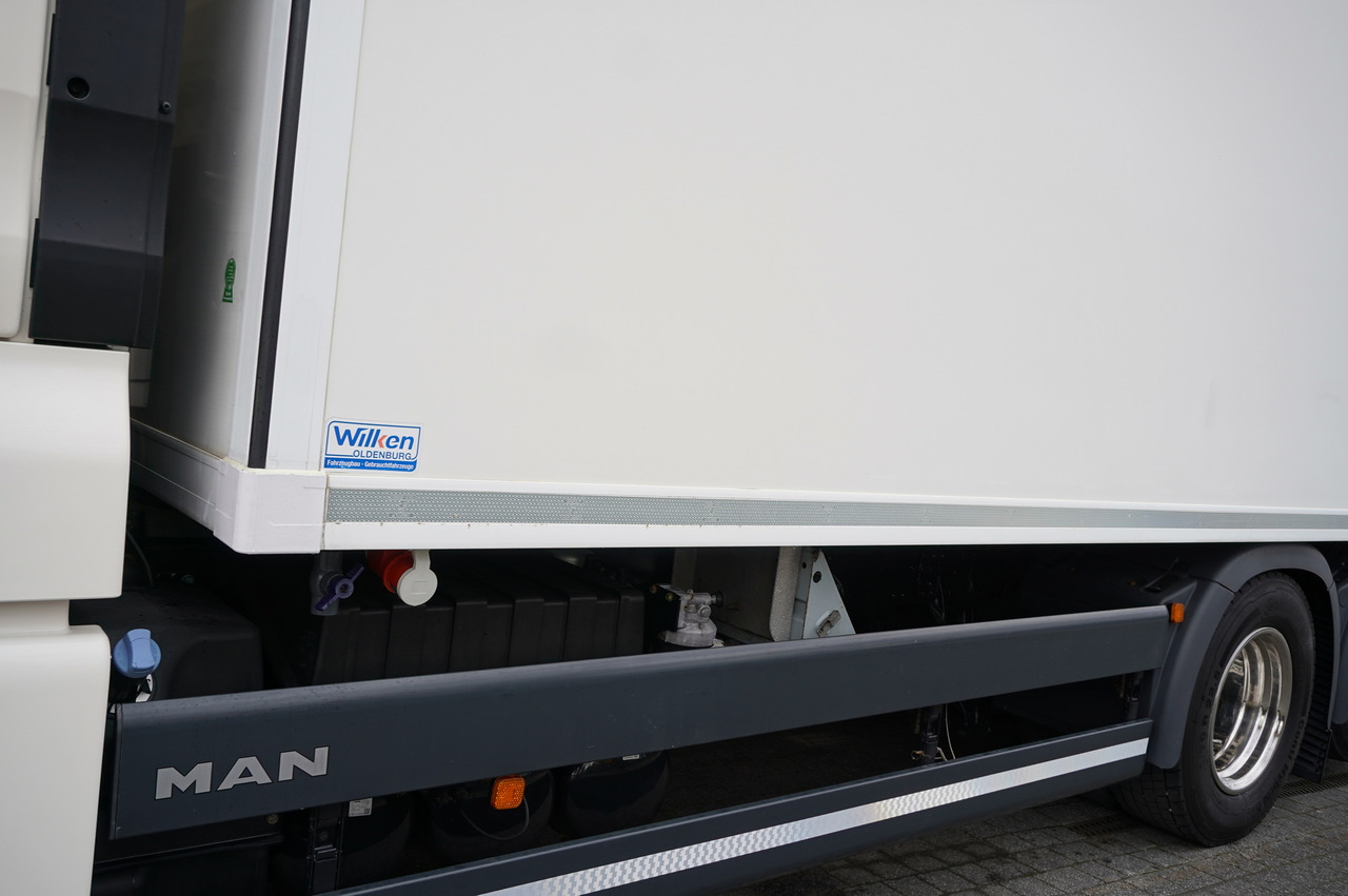 Camión frigorífico Man TGX 26.510 6×2 E6 refrigerated truck / ATP/FRC / 18 pallets / year 2020: foto 22