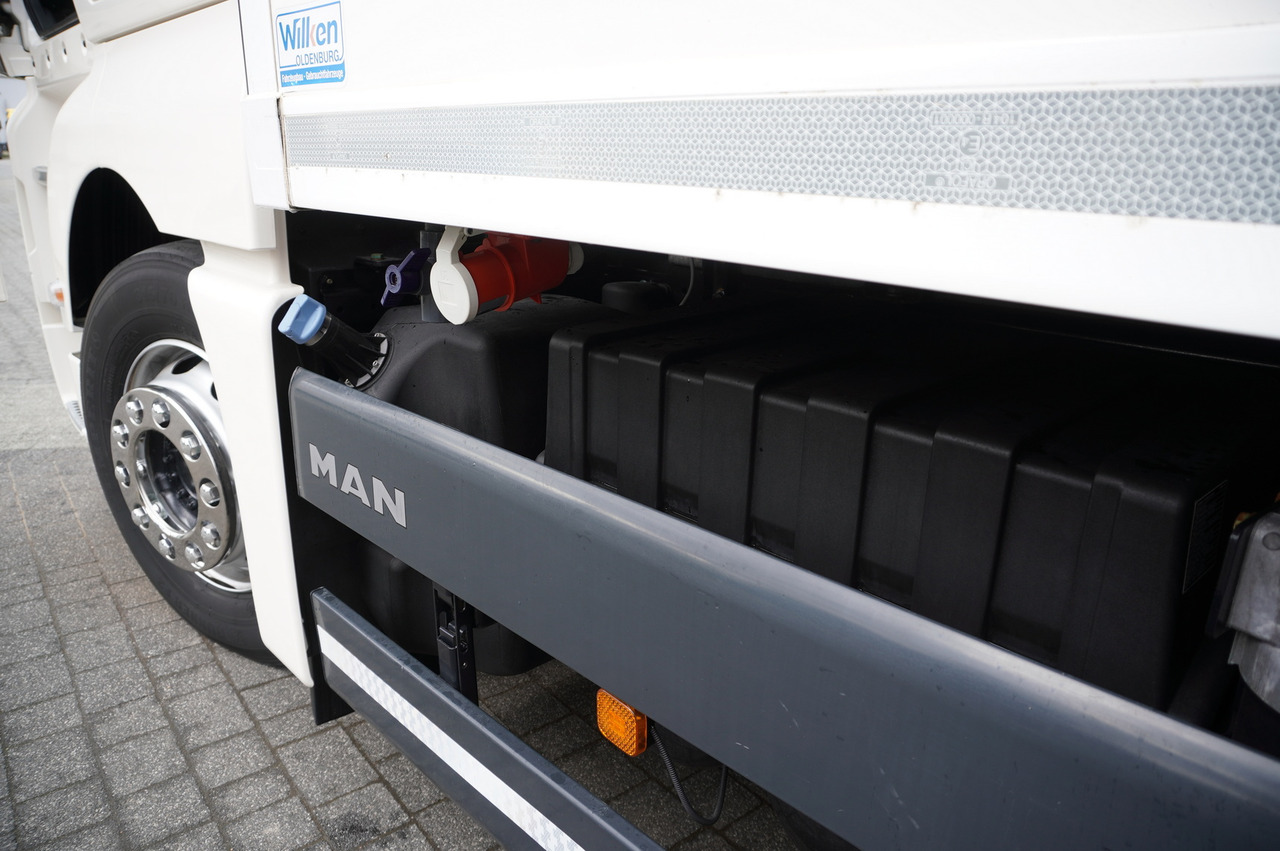Camión frigorífico Man TGX 26.510 6×2 E6 refrigerated truck / ATP/FRC / 18 pallets / year 2020: foto 21