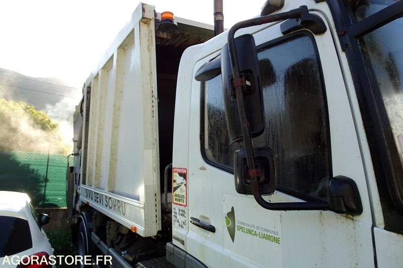 Camión Mercedes Atego 1524