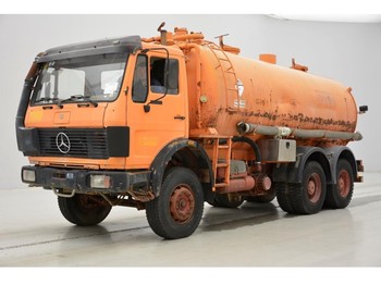 Camión cisterna Mercedes-Benz 2225 B - V8: foto 1