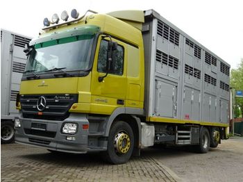 Camión transporte de ganado Mercedes-Benz Actros  2548  KABA 3 Stock Vollalu  Lüfter: foto 1