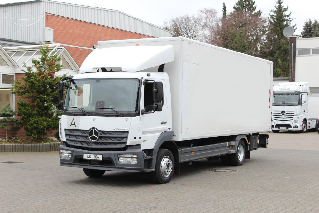 Camión Mercedes-Benz Atego 1221 E6  Koffer   Klima  LDW  Schalter  LBW