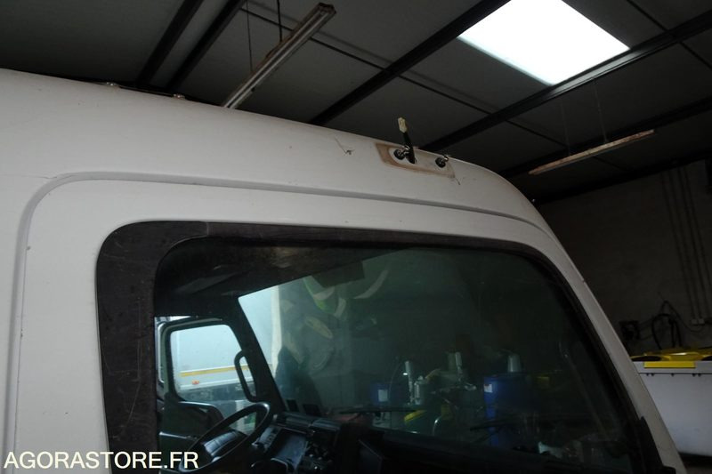 Camión Mitsubishi Fuso Bluetec 5