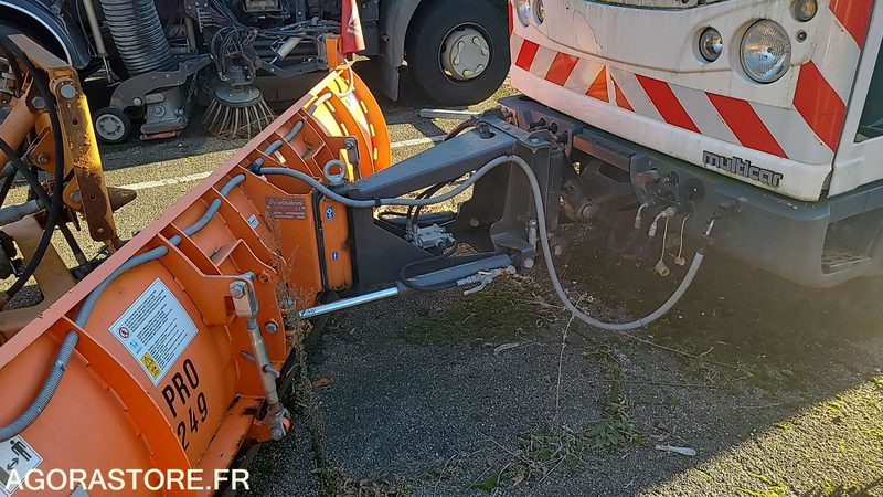 Camión Multicar - Fumo 4x4 EQUIPE VH - 2009 - AJ160MC- PRO449-PRO249