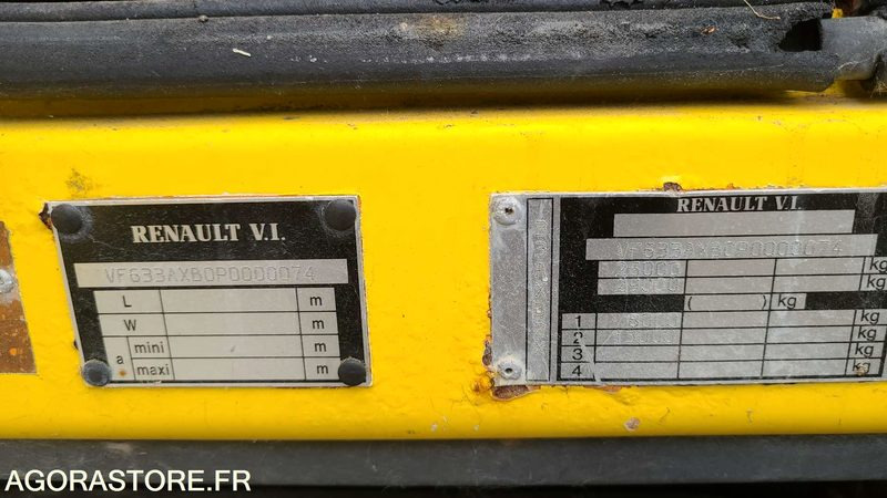 Camión RENAULT KERAX 260 - 1998 - 209966 KM