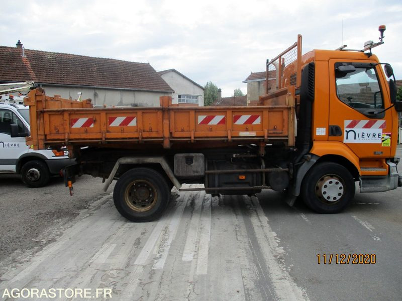 Camión RENAULT MIDLUM 22016C BENNE 2001