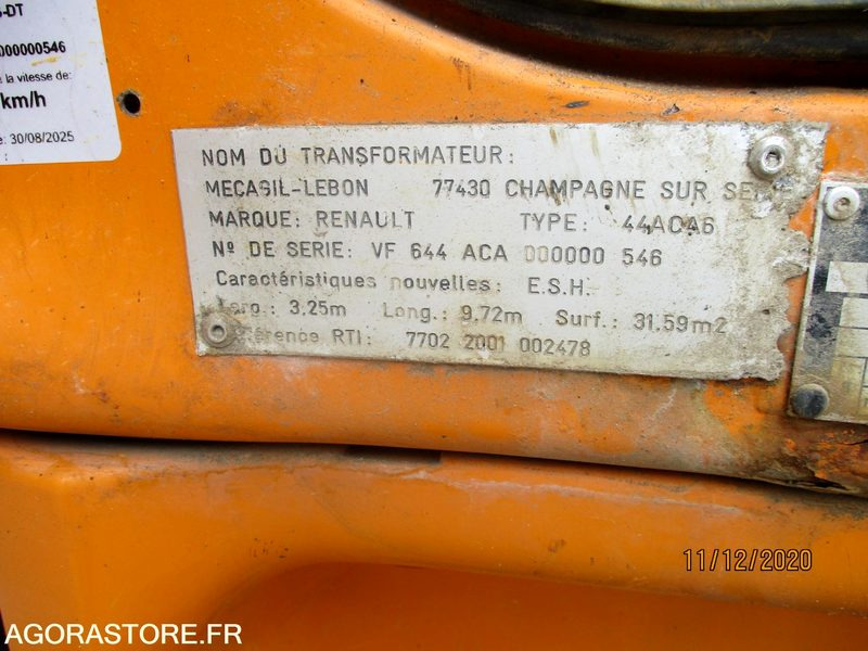 Camión RENAULT MIDLUM 22016C BENNE 2001