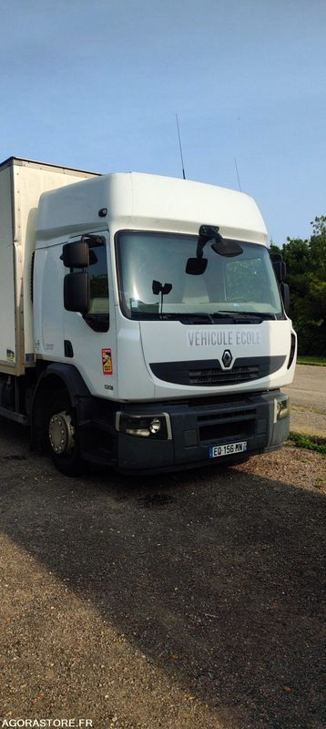 Camión RENAULT PREMIUM 320 AUTO ECOLE 2009 240000 KM PARC 33107