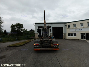 Camión  RENAULT TRUCKS - C380 P6X2 E6 - 2017 / 536990 KM (ES151YM)