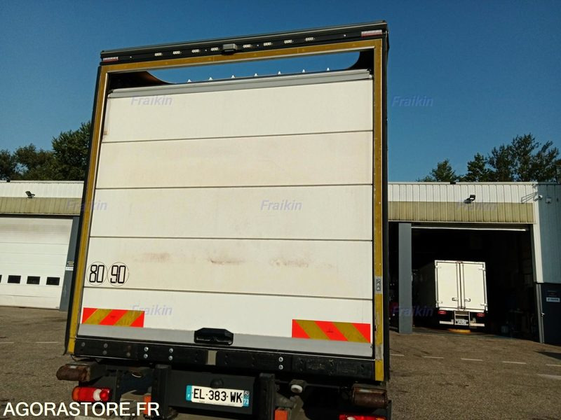 Camión RENAULT TRUCKS D 19 WIDE P4X2 320 E6 / EL-383-WK / 2017 / 525487 kms
