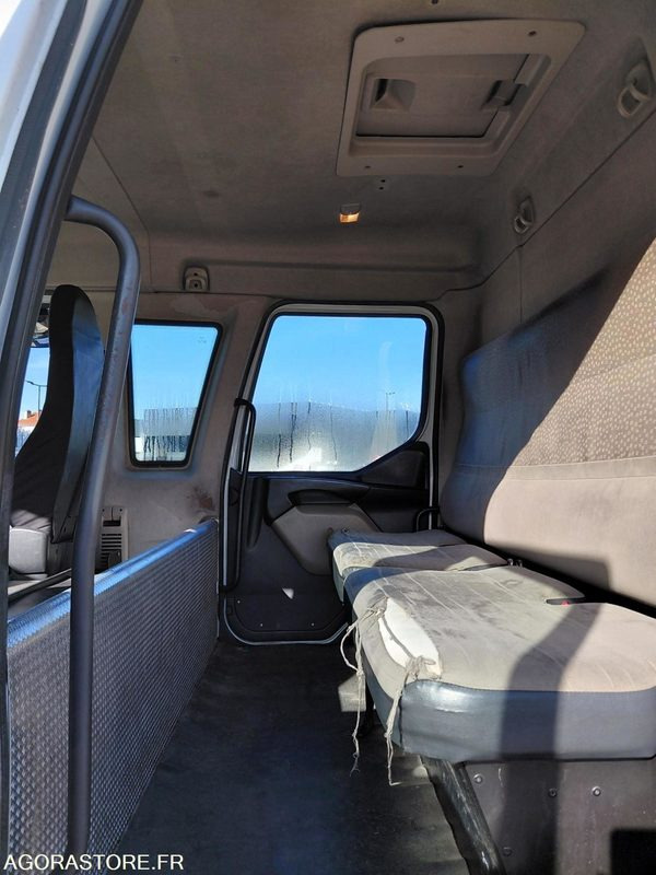 Camión RENAULT midlum 240 - 2009 - 301686 Kms