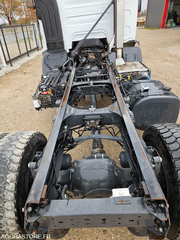 Camión Renault D-19 280