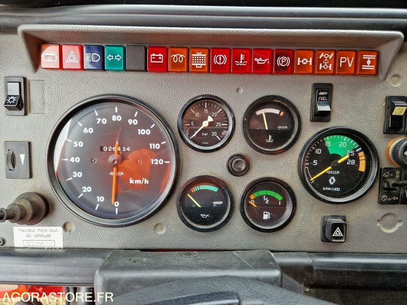 Camión Renault Midliner 180 - 5952RJ36