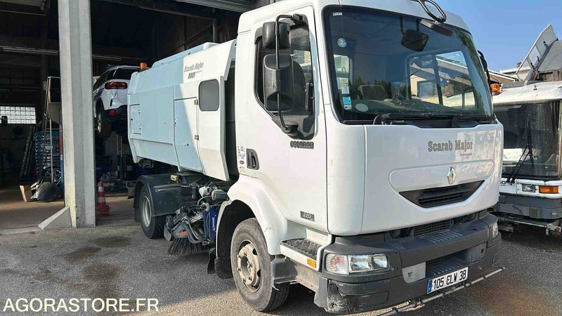 Camión Renault Midlum 2005