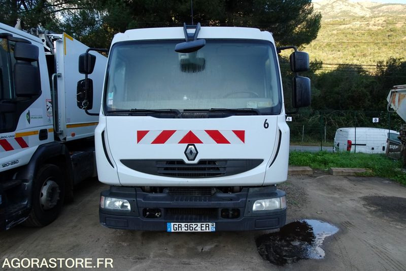 Camión Renault Midlum 220 DXI