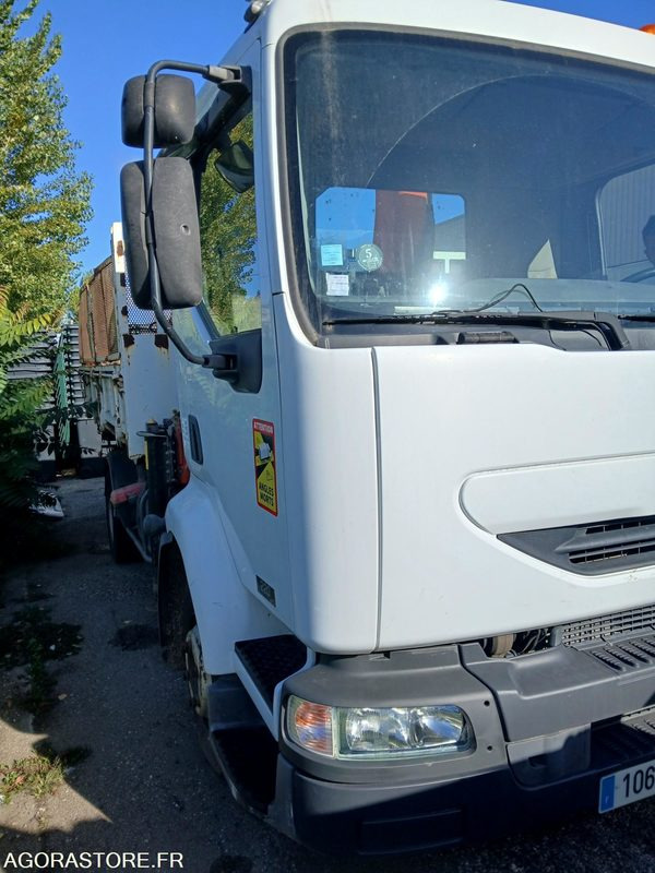 Camión Renault Midlum benne 1063 YR 42