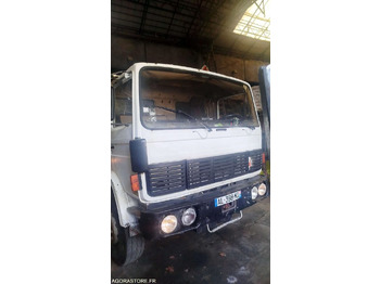 Camión  Renault Poids lourd G230 - 1985 - 564616KM
