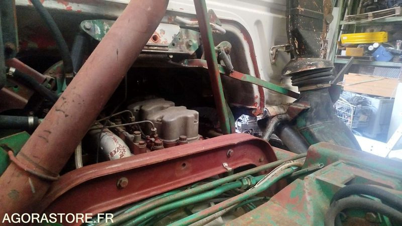 Camión Renault Poids lourd G230 - 1985 - 564616KM
