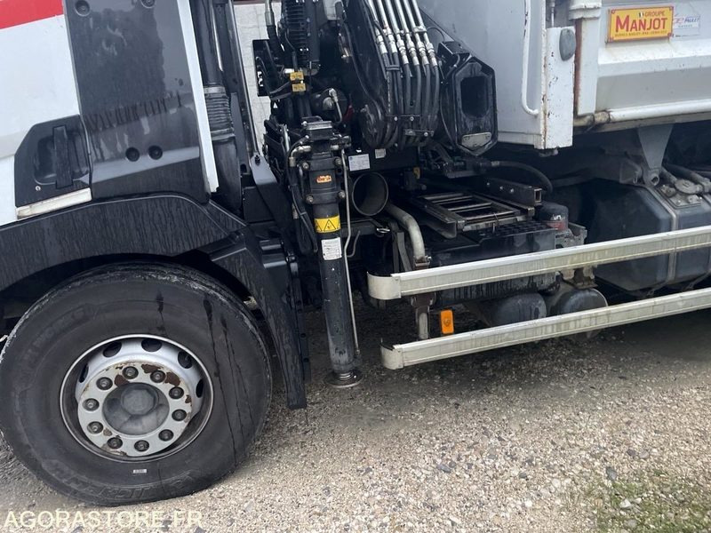 Camión Renault trucks C460 26T BENNE GRUE - 2014 - 347103 -DM941LF