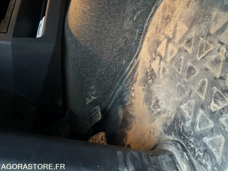 Camión Renault trucks C460 26T BENNE GRUE - 2014 - 347103 -DM941LF