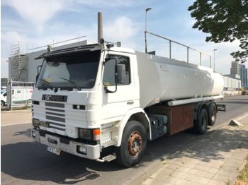 Camión cisterna para transporte de combustible SCANIA 93H 310 Fueltank 21000L Manual Gearbox: foto 1