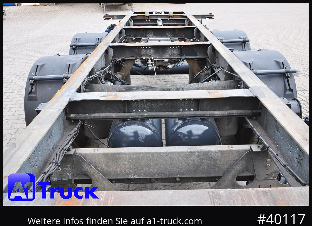 Camión SCHMITZ tandem, verzinkt, oben oder unten gekuppelt, verstellbar