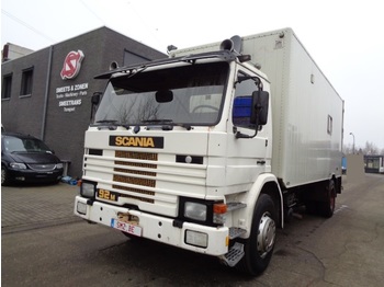 Camión caja cerrada Scania 92 M mobilhome bak: foto 1