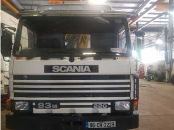 Camión caja abierta Scania P93: foto 1