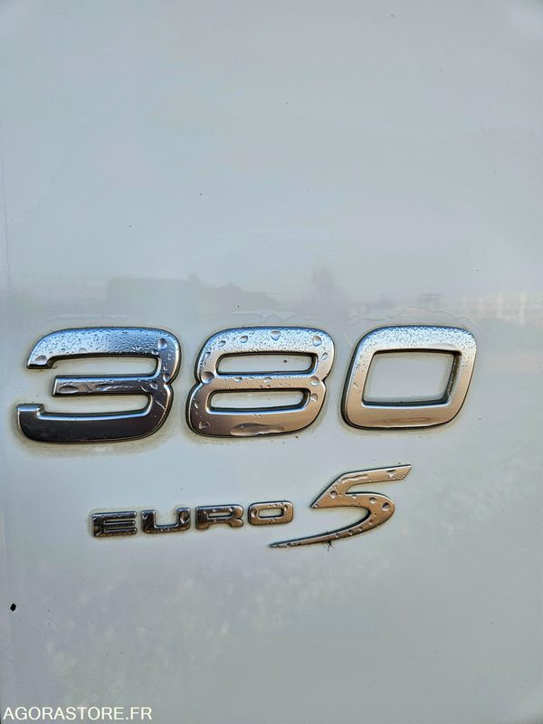 Camión VOLVO 6X2 POLYBENNE AMPLIROLL