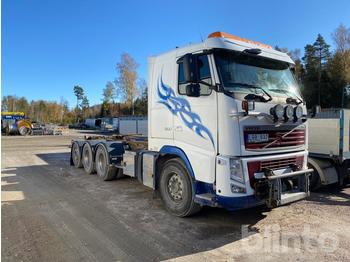 Camión multibasculante Volvo 500 med plogblads fäste och salt hydraulik: foto 1