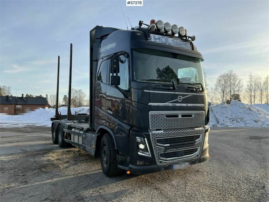 Camión forestal Volvo FH16: foto 20