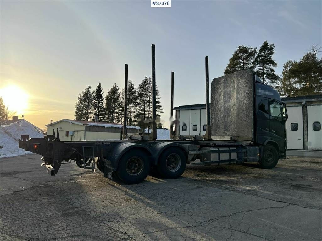 Camión forestal Volvo FH16: foto 14