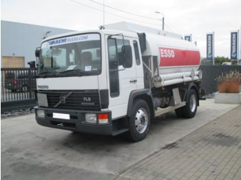 Camión cisterna para transporte de combustible Volvo FL 615+TANK 10.000L+STEEL SUSP: foto 1
