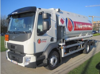 Camión cisterna para transporte de combustible Volvo FL - REF 513: foto 1