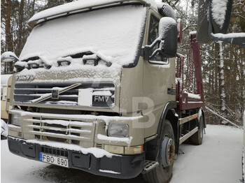 Camión portacontenedor de cadenas Volvo FM7: foto 1