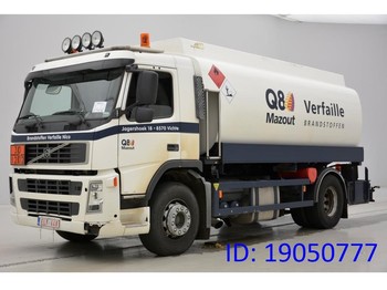 Camión cisterna para transporte de combustible Volvo FM9.260: foto 1