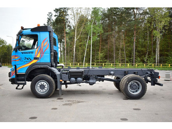 Volvo FMX 410 4x4 CHASSIS EURO 5 OFFRAOD CAMPER  - Camión chasis: foto 2