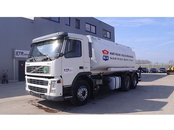 Camión cisterna Volvo FM 9 - 260 (MANUAL GEARBOX / 10 TIRES / 3 COMPARTMENTS / 15700L): foto 1