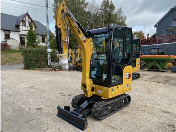 Miniexcavadora CATERPILLAR 301.8